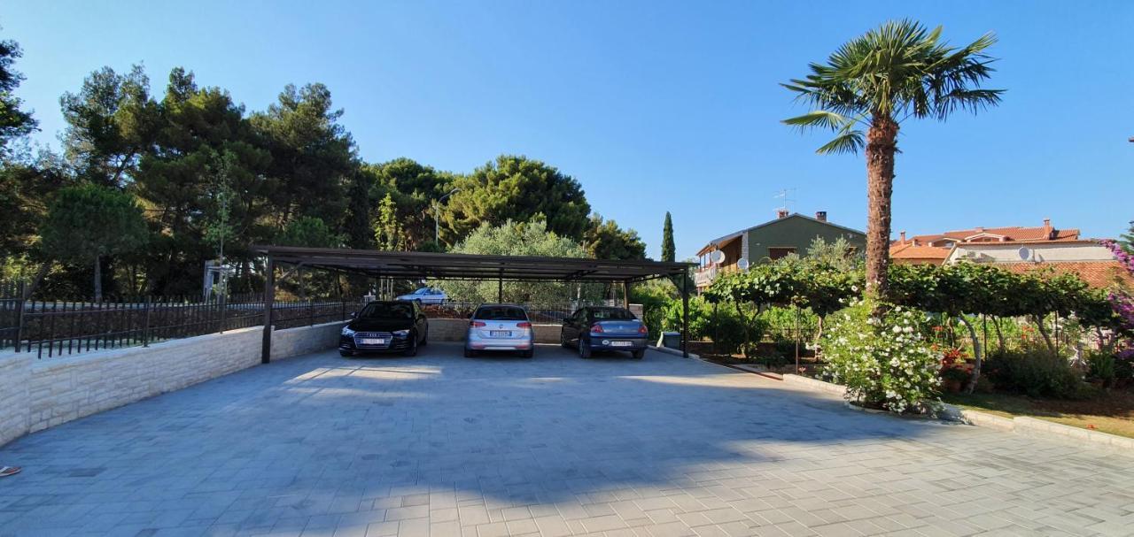 Apartment Vesna Rovinj Exteriör bild