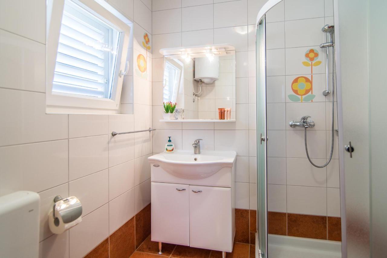 Apartment Vesna Rovinj Exteriör bild